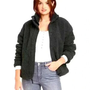 NWT Universal Thread Gray Sherpa Jacket